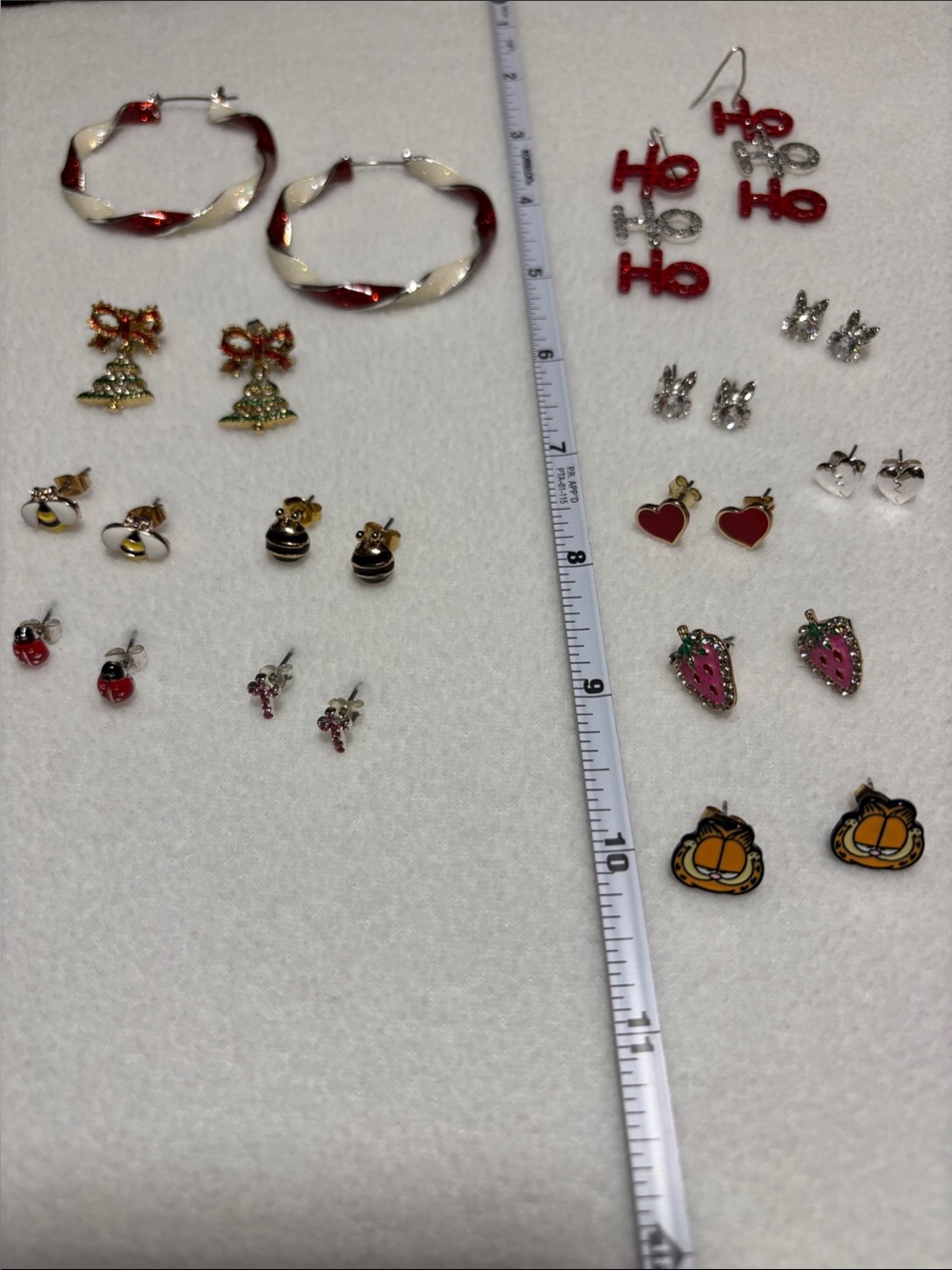 13 Pairs of Women’s Novelty Earring Set